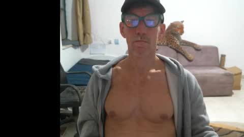 jlmbud online show from February 12, 2026, 9:54 pm