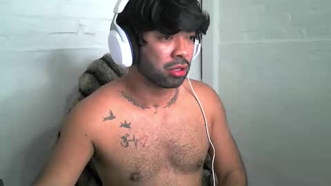 Snapshot of jm2686 chatting on October 22, 2025, 2:12 am jhon00 online show from October 22, 2025, 2:12 am