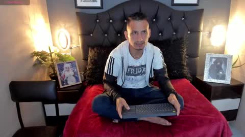 jm_hot_ online show from January 19, 2025, 3:39 am