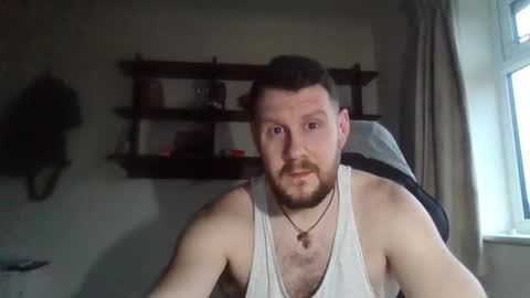 jmakk99 online show from February 12, 2025, 8:06 am