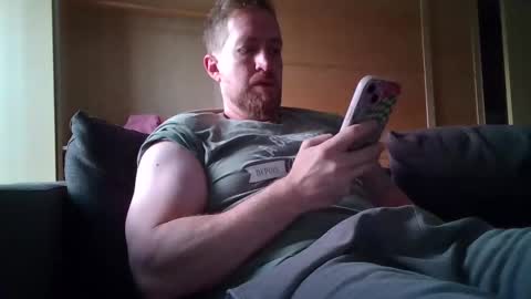 Snapshot of jmate13 chatting on November 15, 2025, 12:23 pm jmate13 online show from November 15, 2025, 12:23 pm