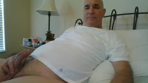 Snapshot of jmichael50 chatting on December 8, 2024, 5:11 pm jmichael50 online show from December 8, 2024, 5:11 pm