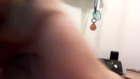 jmt0073 online show from April 26, 2026, 9:45 pm