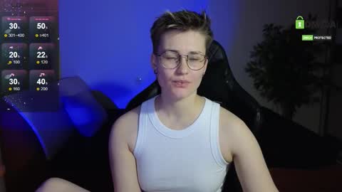 Snapshot of joan_night chatting on November 2, 2025, 9:50 pm J online show from November 2, 2025, 9:50 pm