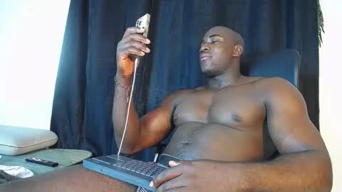 Snapshot of joan_silva chatting on November 11, 2025, 4:12 am joan_silva online show from November 11, 2025, 4:12 am