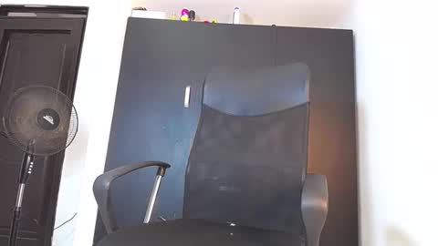 joan_silva online show from April 10, 2026, 7:07 pm