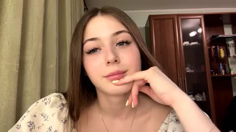 Adel online show from April 13, 2026, 7:08 pm