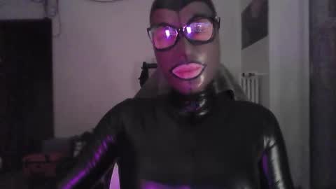 Snapshot of joanesxfree chatting on October 6, 2025, 8:06 pm The sweetest toy online show from October 6, 2025, 8:06 pm