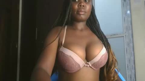 Snapshot of joankein_255 chatting on December 16, 2025, 5:29 pm varl online show from December 16, 2025, 5:29 pm