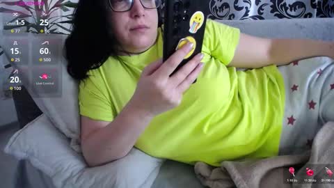 Jo online show from November 3, 2025, 8:26 am