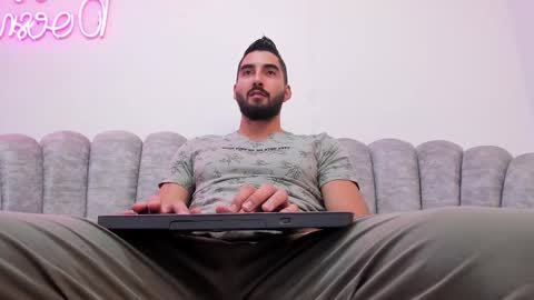 JOAO BATISTA online show from February 25, 2025, 12:14 am