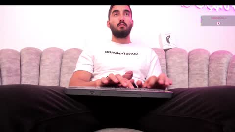 JOAO BATISTA online show from March 1, 2025, 11:15 pm