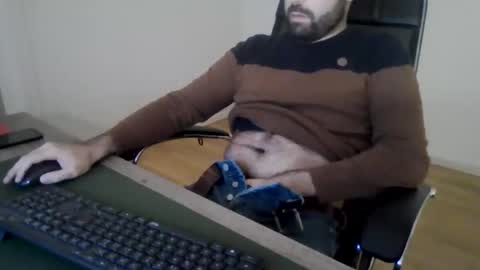 joaodias_18 online show from November 5, 2025, 9:48 pm