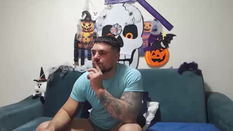 Tiberius online show from November 8, 2025, 2:06 pm