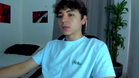 Snapshot of joe23___ chatting on February 4, 2026, 12:22 pm Joe online show from February 4, 2026, 12:22 pm