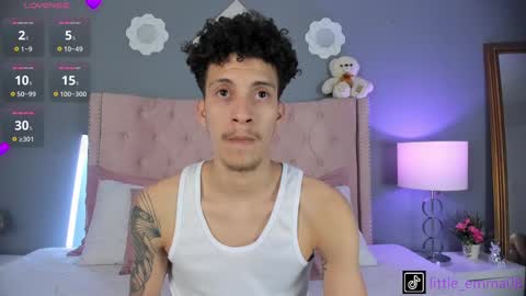 Snapshot of joeandemma chatting on September 21, 2025, 12:34 am Emma Joe online show from September 21, 2025, 12:34 am