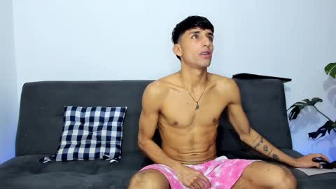 Snapshot of joel_foxx chatting on October 20, 2025, 3:29 am joel_foxx online show from October 20, 2025, 3:29 am