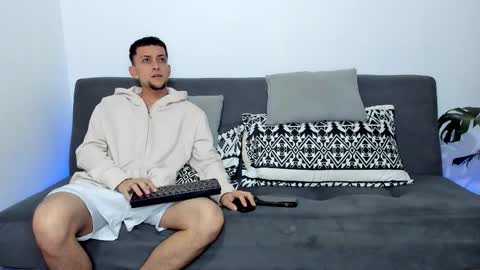 Snapshot of joel_foxx chatting on November 20, 2025, 11:21 am joel_foxx online show from November 20, 2025, 11:21 am