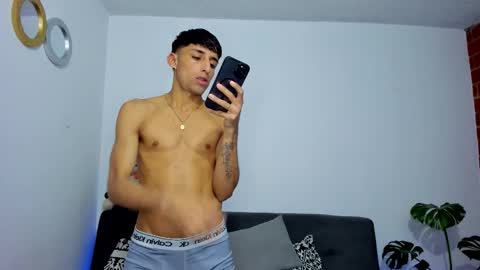 Snapshot of joel_foxx chatting on November 28, 2025, 11:18 pm joel_foxx online show from November 28, 2025, 11:18 pm