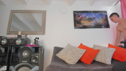 Snapshot of joelandalexa chatting on October 31, 2025, 5:14 pm joelandalexa online show from October 31, 2025, 5:14 pm