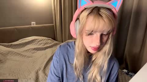 Snapshot of joellavaranda chatting on November 1, 2025, 3:25 pm Amaya online show from November 1, 2025, 3:25 pm