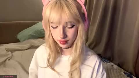 Snapshot of joellavaranda chatting on November 11, 2025, 3:56 pm Amaya online show from November 11, 2025, 3:56 pm