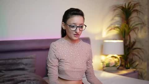 Snapshot of joelleapril chatting on October 13, 2025, 8:31 pm Joelle online show from October 13, 2025, 8:31 pm