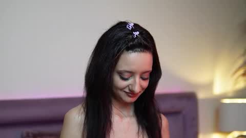 Snapshot of joelleapril chatting on November 26, 2025, 9:49 pm Joelle online show from November 26, 2025, 9:49 pm