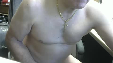 joeynudejerker online show from May 26, 2026, 1:07 pm