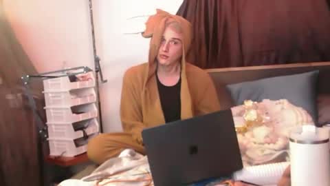 Joeyrightino online show from July 21, 2026, 8:38 am
