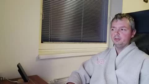 Jogger1991 online show from December 1, 2024, 8:09 pm