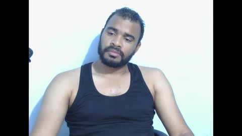 johan2222222222 online show from October 10, 2025, 4:55 am