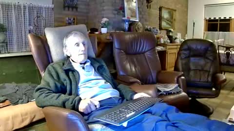 Snapshot of johan7_heet chatting on November 15, 2025, 9:32 pm johan7 heet online show from November 15, 2025, 9:32 pm