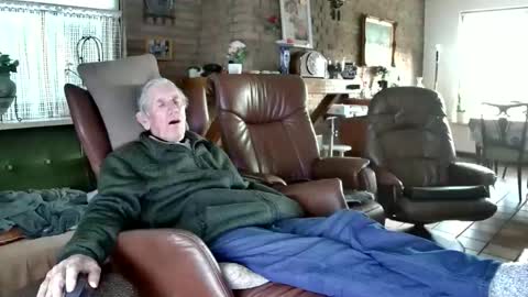 Snapshot of johan7_heet chatting on November 17, 2025, 3:29 pm johan7 heet online show from November 17, 2025, 3:29 pm