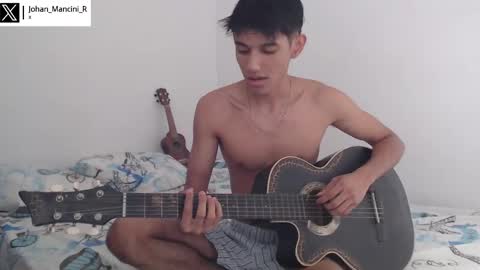 Snapshot of johan_mancini_r chatting on January 6, 2025, 4:55 pm johan_mancini_r online show from January 6, 2025, 4:55 pm