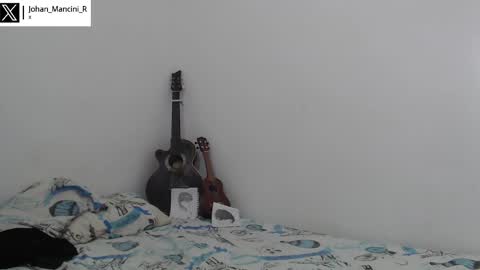Snapshot of johan_mancini_r chatting on February 21, 2025, 6:59 pm johan_mancini_r online show from February 21, 2025, 6:59 pm