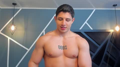 Snapshot of johan_williams_07 chatting on January 2, 2025, 1:38 am Johan Williams online show from January 2, 2025, 1:38 am