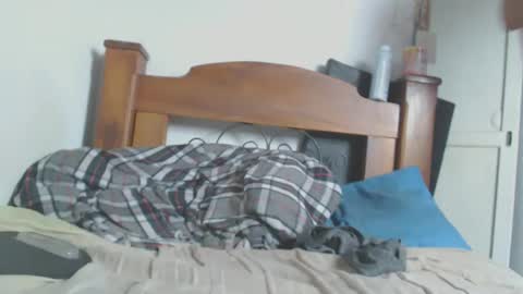 johantorres19 online show from February 14, 2025, 2:44 pm