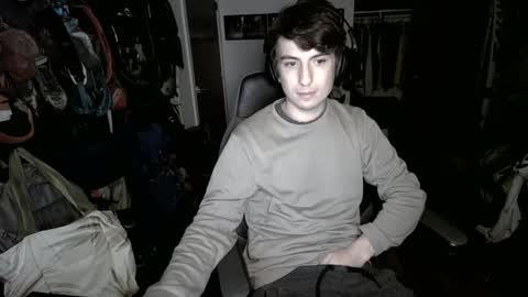 Snapshot of john22jackson chatting on December 17, 2024, 7:07 am John Jackson online show from December 17, 2024, 7:07 am