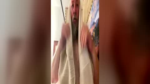 John online show from June 17, 2026, 3:42 am