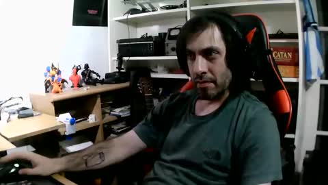 john online show from November 2, 2025, 6:27 am