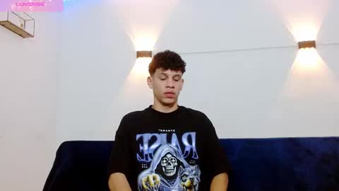 Snapshot of john_ssnow29 chatting on October 15, 2025, 10:48 am john_ssnow29 online show from October 15, 2025, 10:48 am