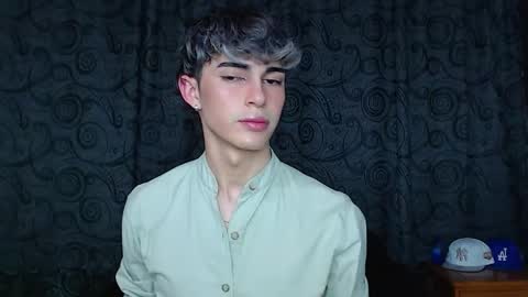 Snapshot of john_vichenso chatting on October 24, 2025, 11:45 pm John Vichenso online show from October 24, 2025, 11:45 pm