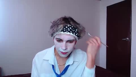 Snapshot of john_vichenso chatting on October 31, 2025, 9:49 pm John Vichenso online show from October 31, 2025, 9:49 pm