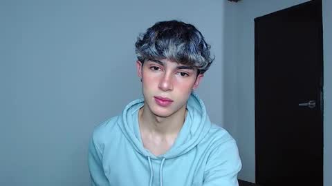 Snapshot of john_vichenso chatting on November 13, 2025, 10:52 pm John Vichenso online show from November 13, 2025, 10:52 pm