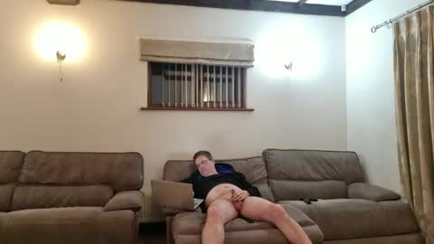 johnathan_stuart33 online show from March 17, 2026, 12:15 am