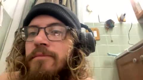 johnb966 online show from December 12, 2024, 9:40 am