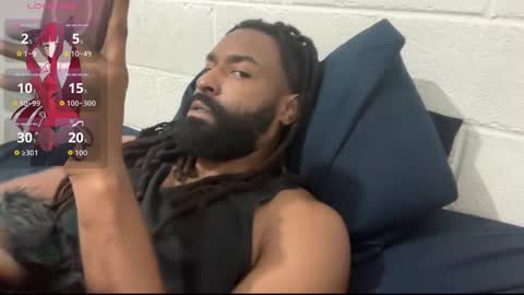 John Gabbana online show from October 6, 2025, 2:47 pm