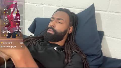 John Gabbana online show from October 7, 2025, 7:33 pm