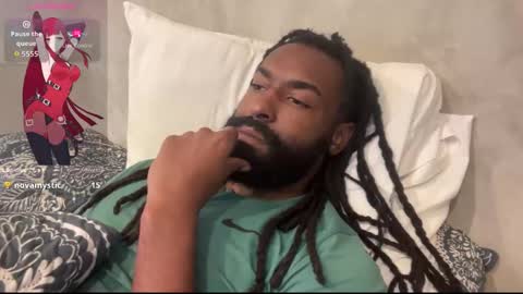 John Gabbana online show from October 11, 2025, 9:13 pm